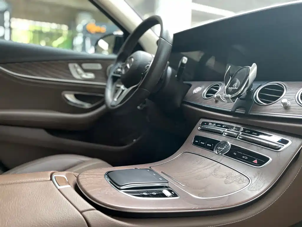 Mercedes-Benz E-Class E 2020 E 300 L