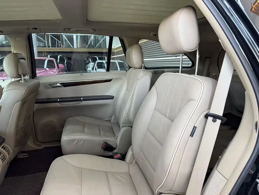 Mercedes-Benz R 2010 R 300 L Luxury
