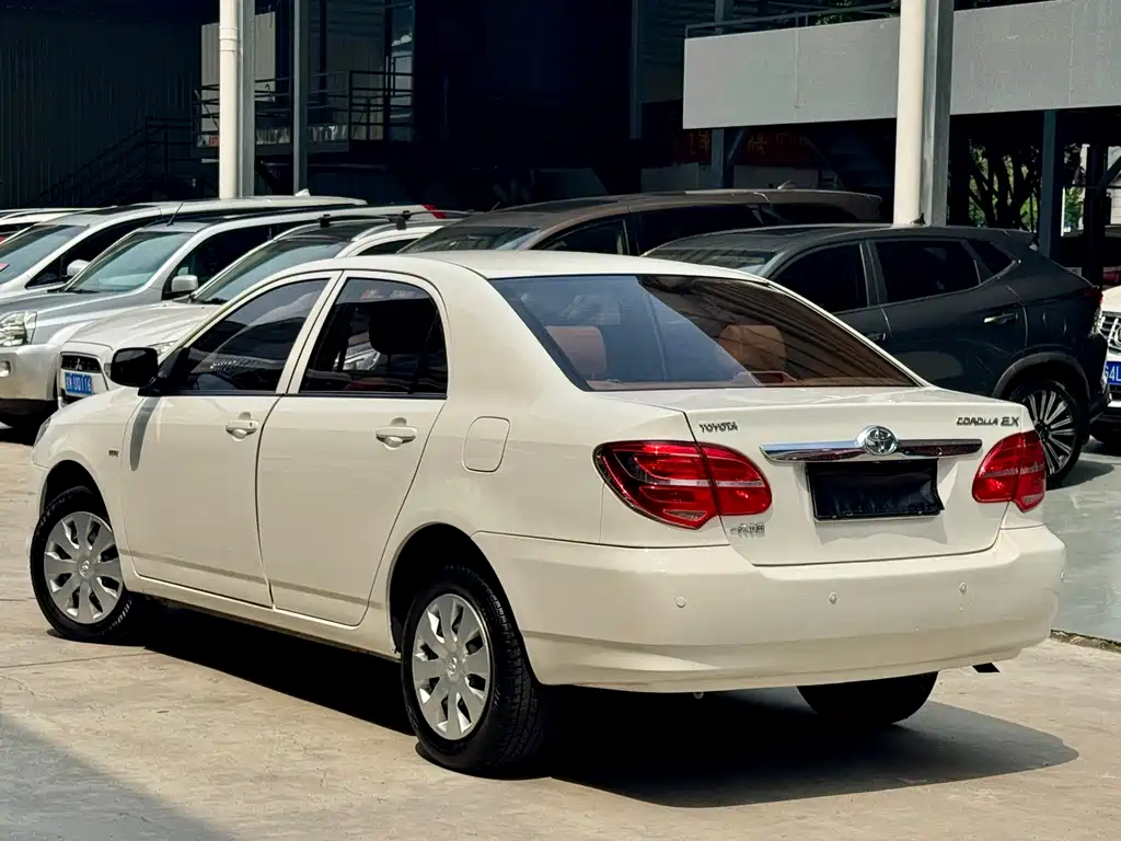Toyota Corolla — миниатюра 4