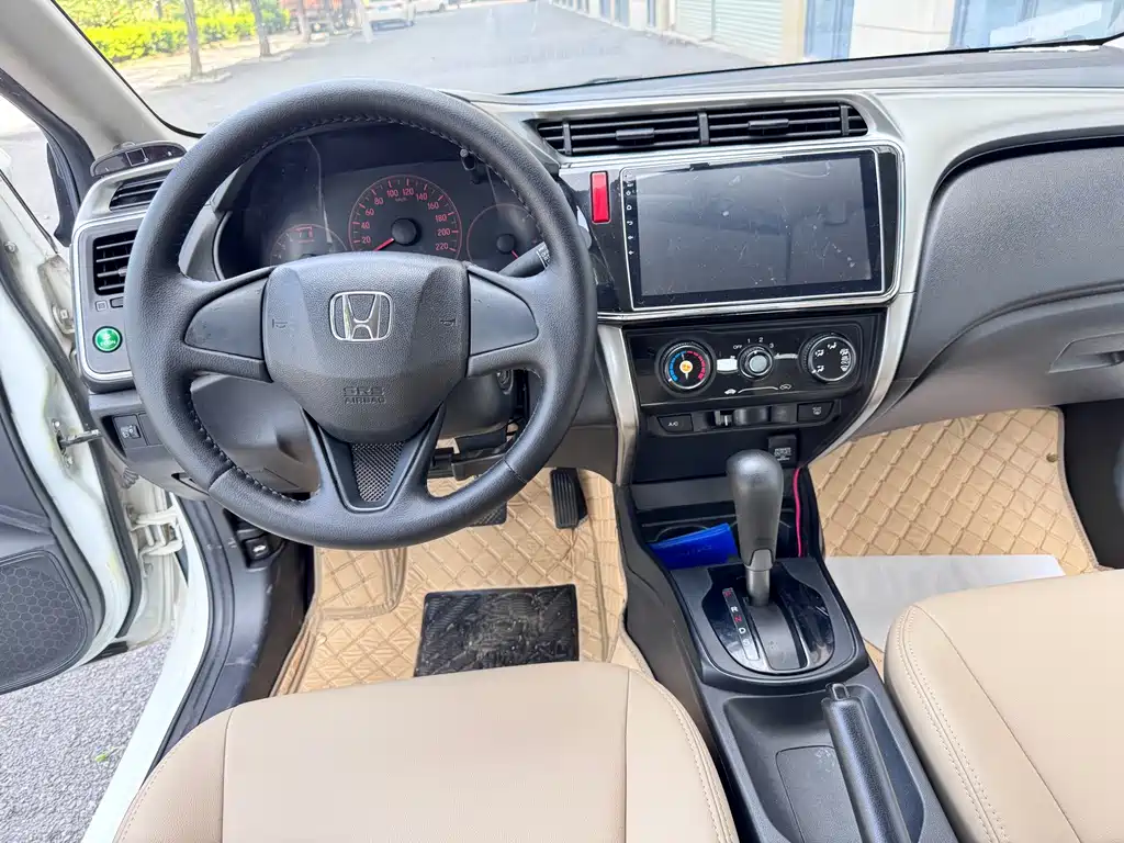 Honda City — миниатюра 10