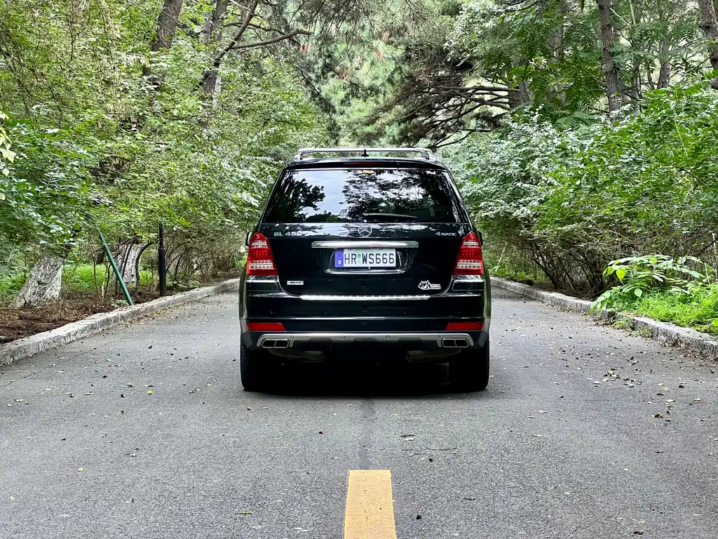 Mercedes-Benz GL-Class — миниатюра 5