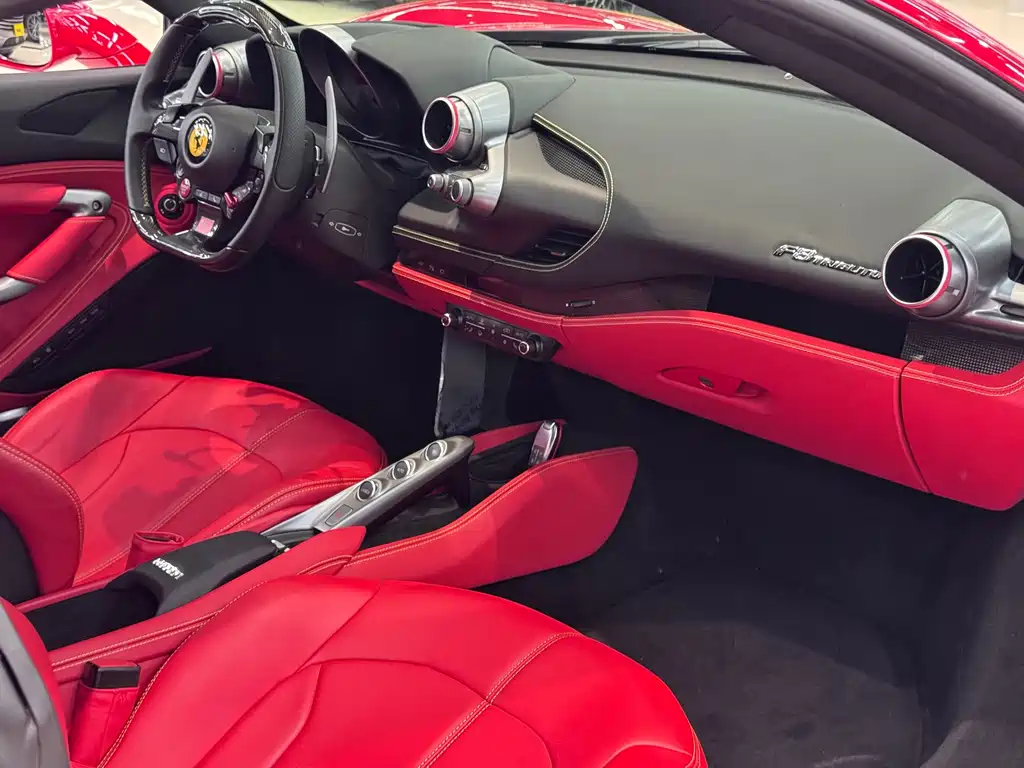 Ferrari F8 — миниатюра 5