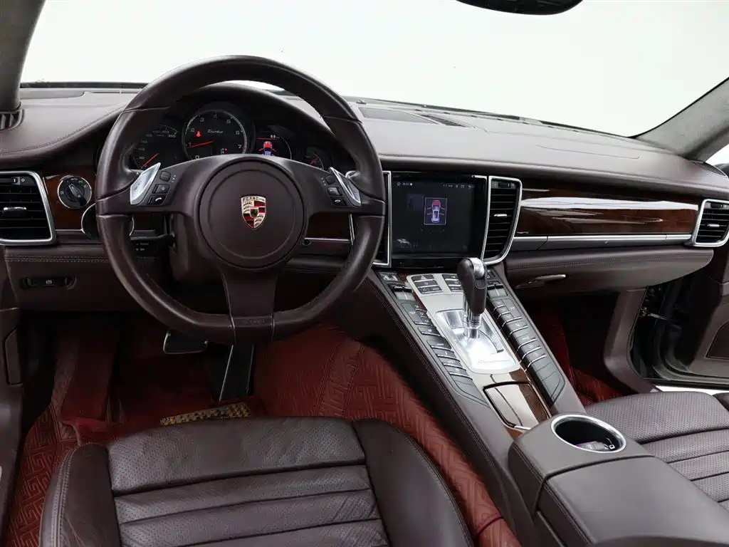 Porsche Panamera 2010 Panamera Turbo 4.8T