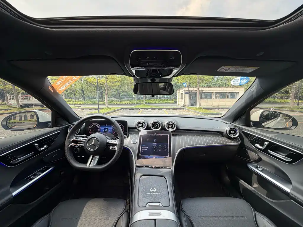 Mercedes-Benz C-Class — миниатюра 19