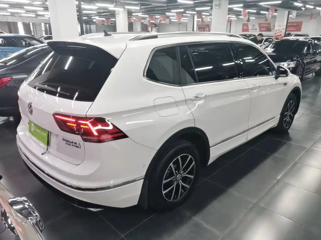 Volkswagen Tiguan L PHEV — миниатюра 7