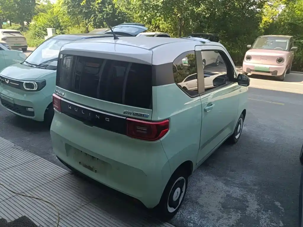 Wuling MINIEV — миниатюра 7