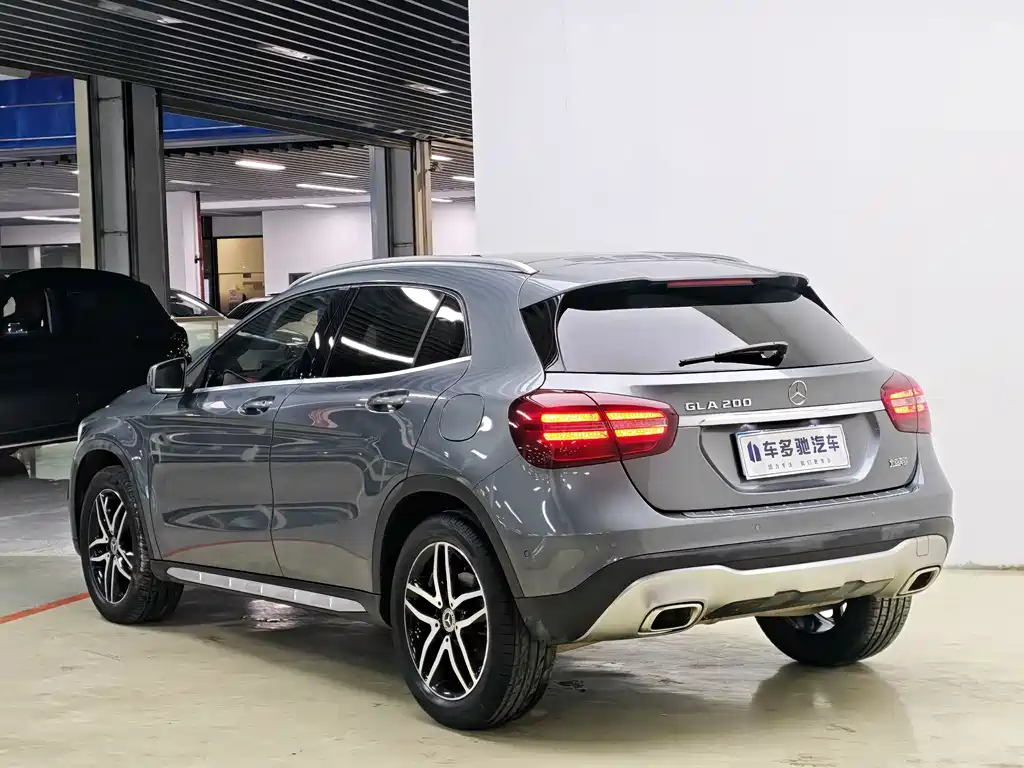 Mercedes-Benz GLA — миниатюра 5