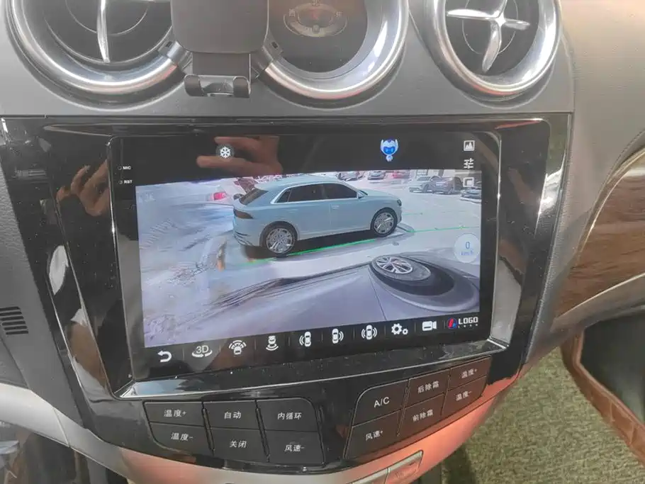 BYD Tang New Energy — миниатюра 13