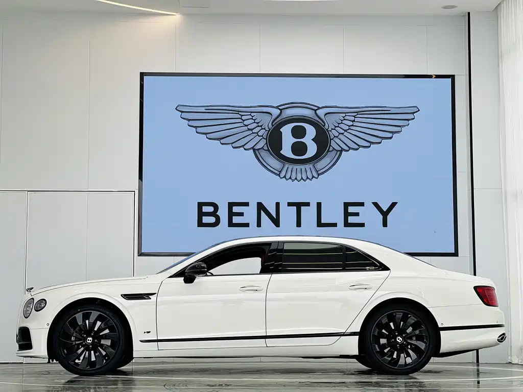 Bentley Flying Spur — миниатюра 16
