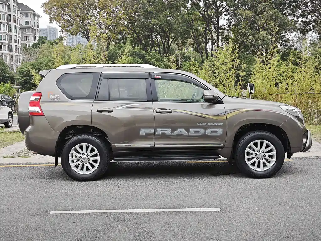 Toyota Land Cruiser Prado 2016 4.0L AT