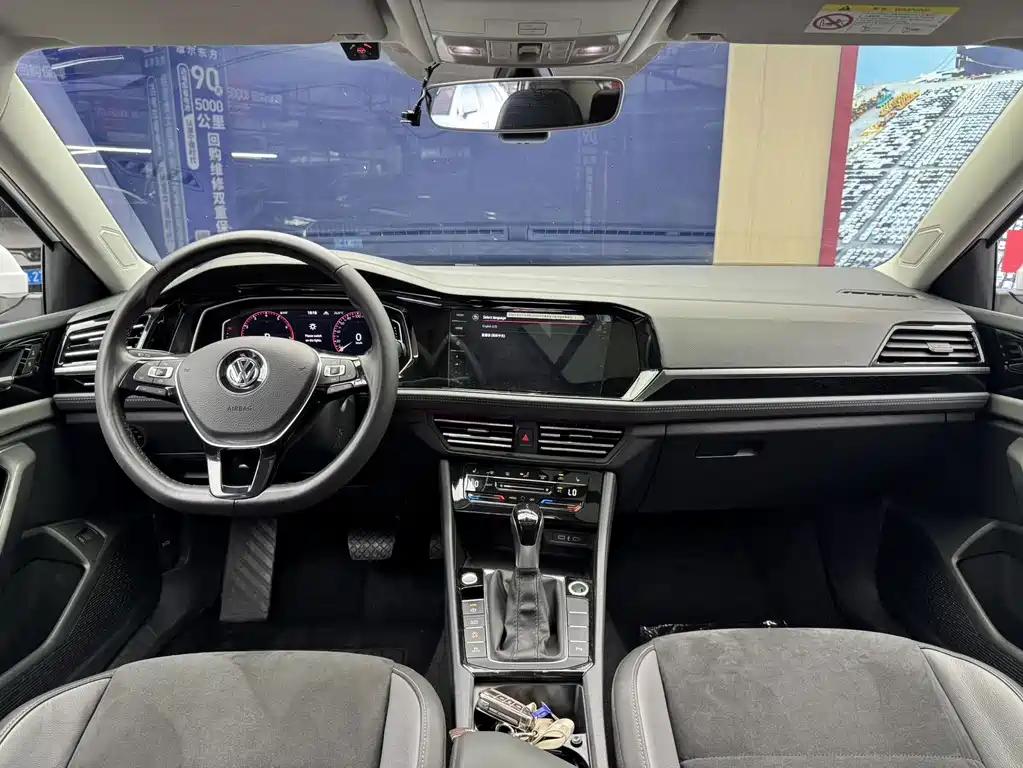 Volkswagen Sagitar — миниатюра 17
