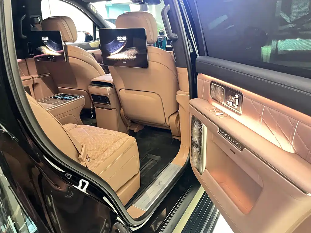 NIO ES9 — миниатюра 11