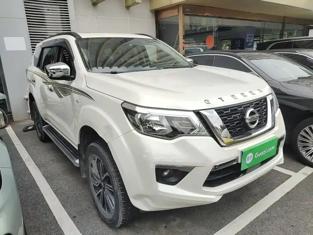 Nissan Terra — миниатюра 4