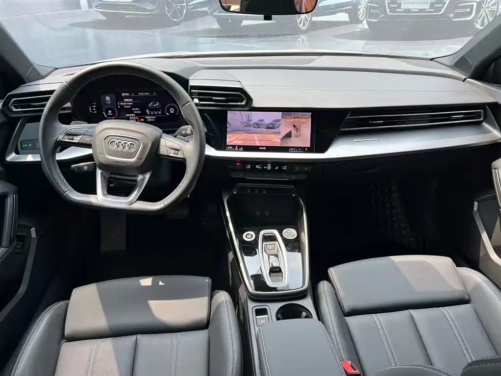 Audi A3 2025 A3L Limousine 35TFSI Enjoy