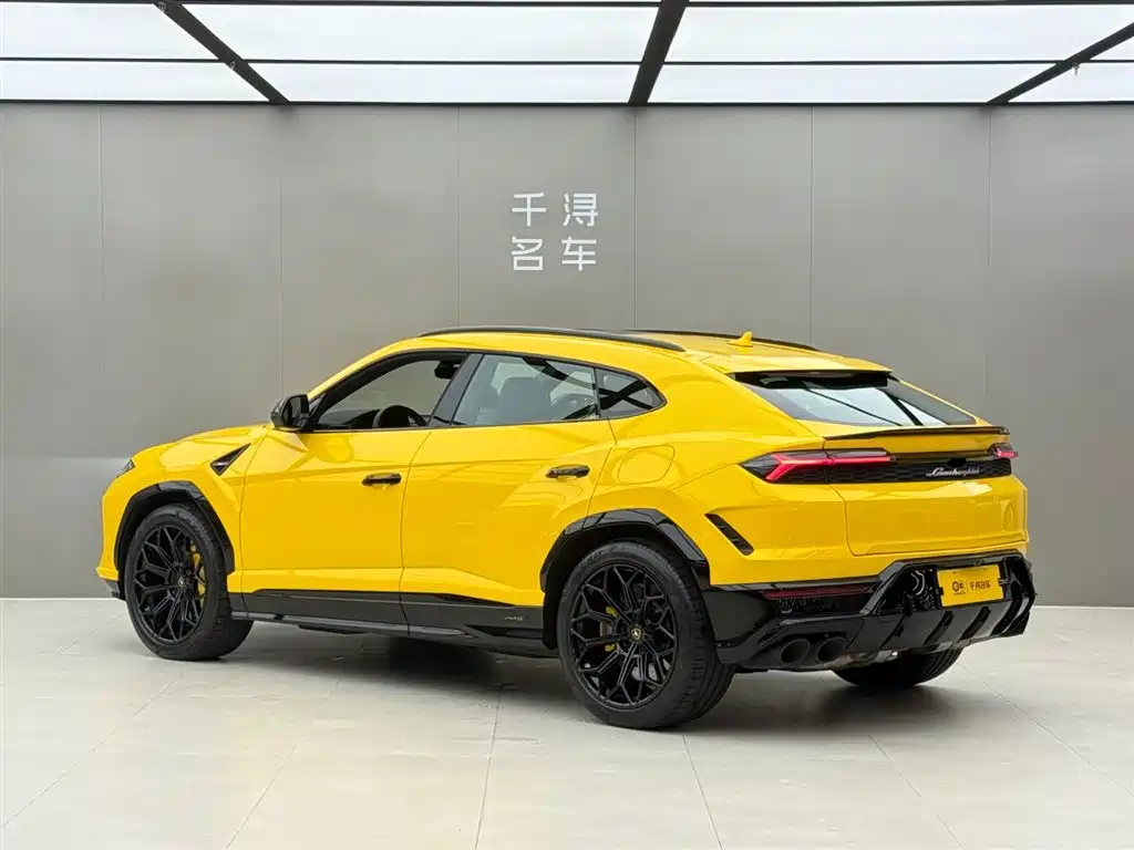 Lamborghini Urus SE — миниатюра 16