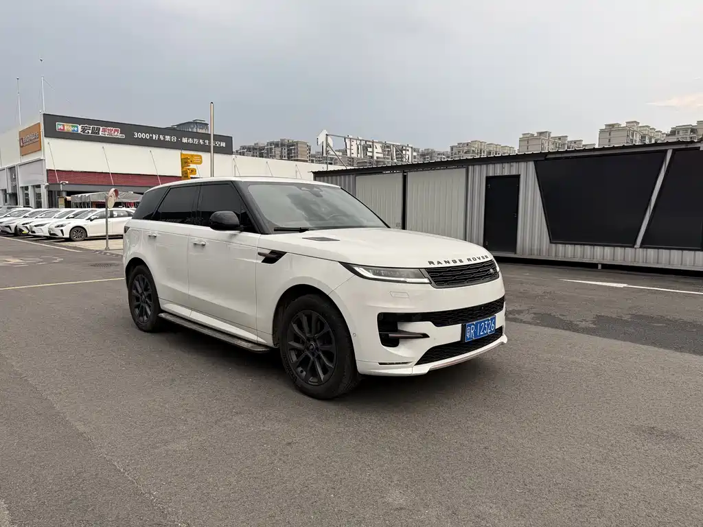 Land Rover Range Rover Sport 2024 400PS Dynamic SE