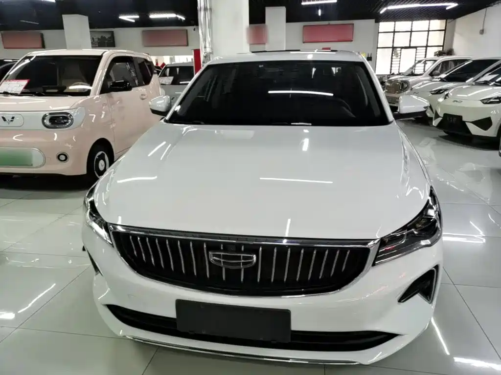 Geely Emgrand — миниатюра 3