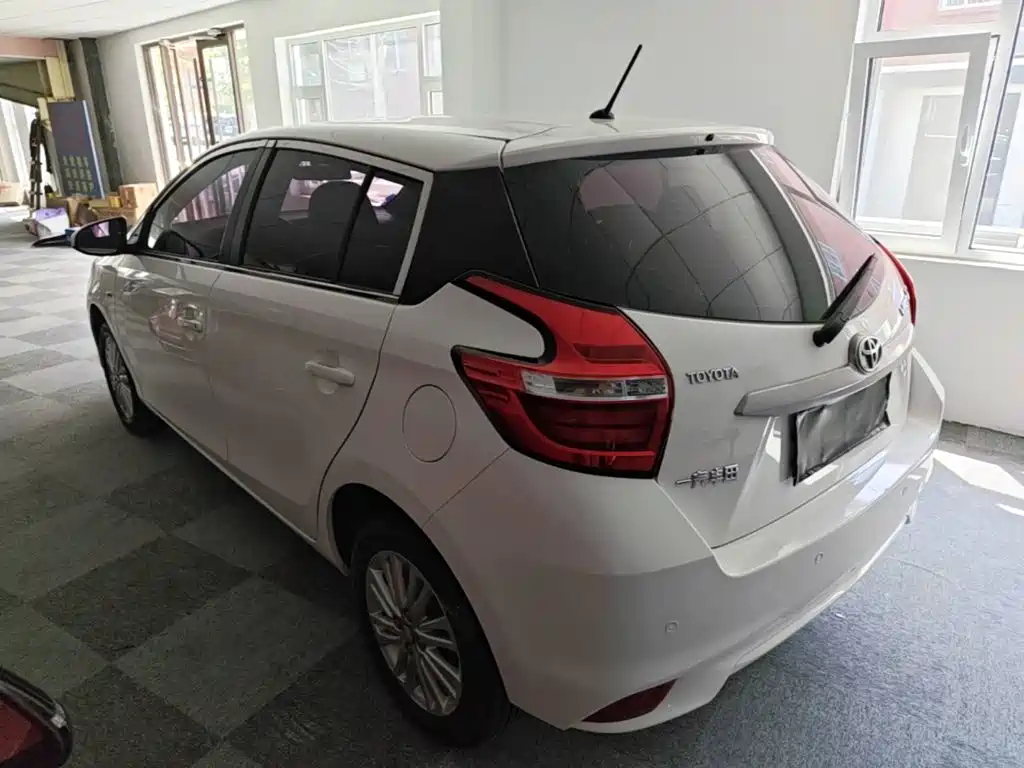Toyota Vios FS — миниатюра 5