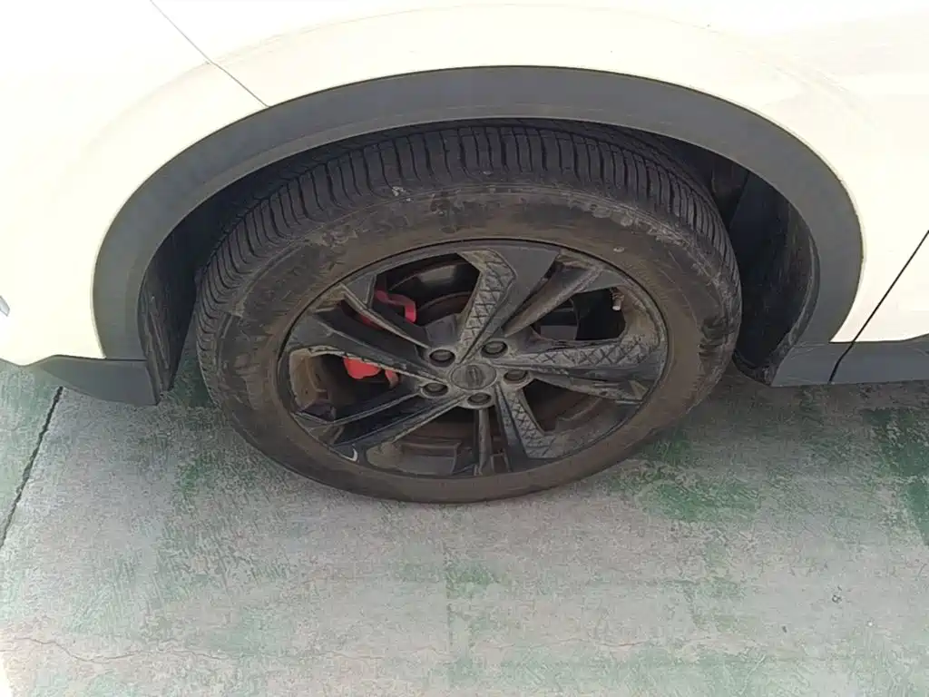 Geely Binyue — миниатюра 23