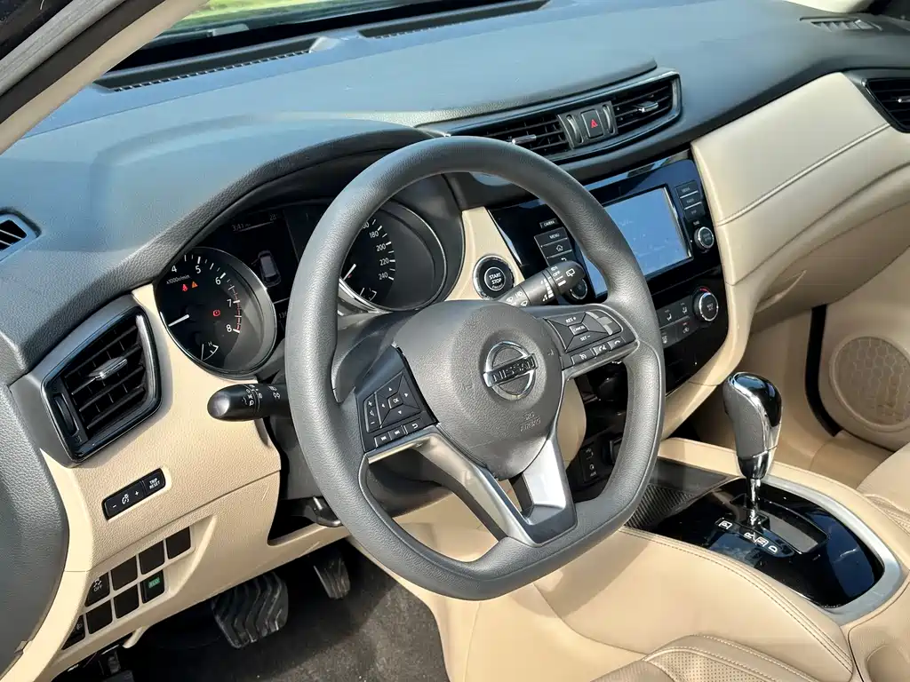 Nissan X-Trail — миниатюра 9