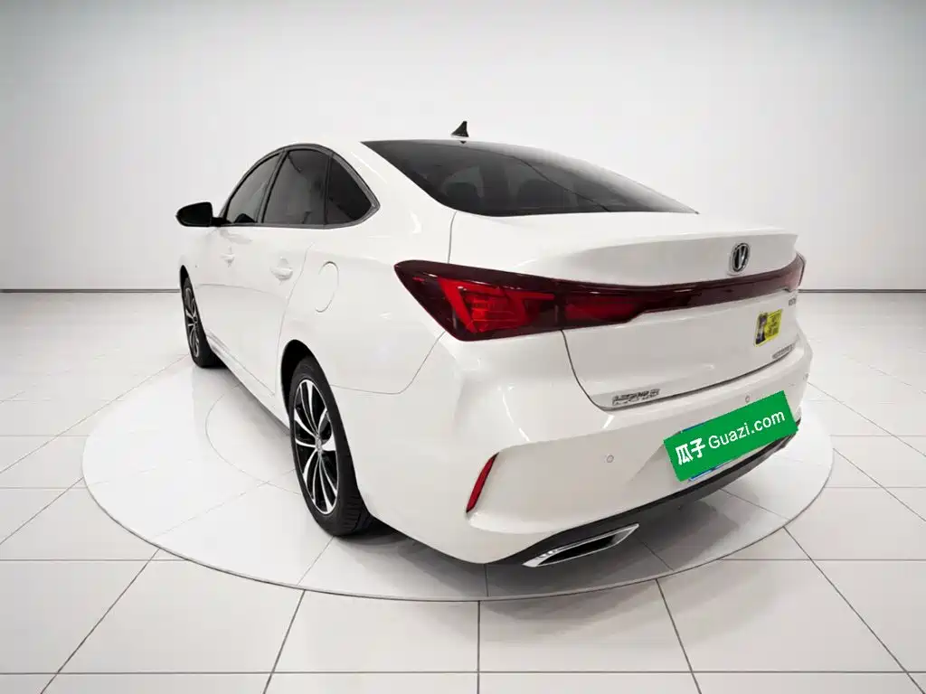 Changan Eado — миниатюра 4