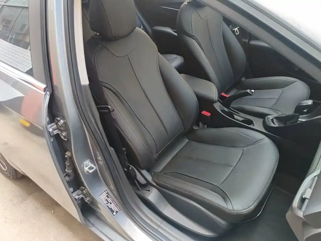 Buick Excelle — миниатюра 25