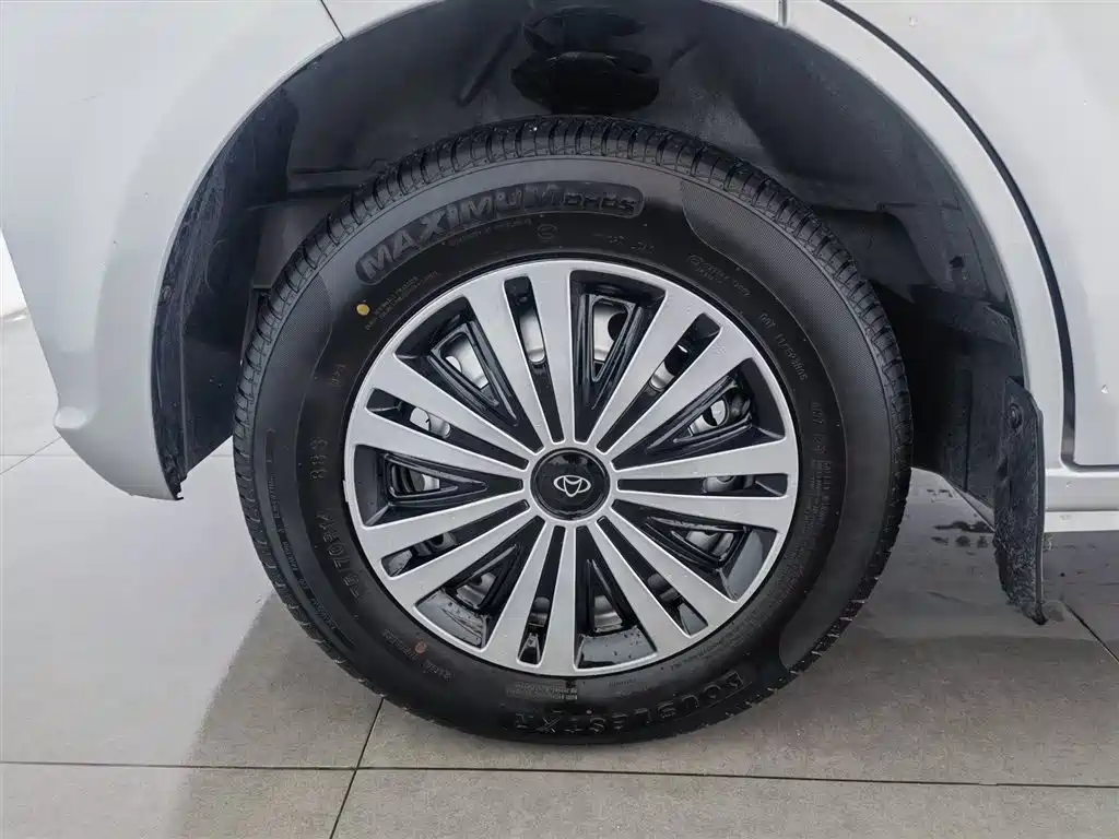 CHANGAN CROSS STAR V3