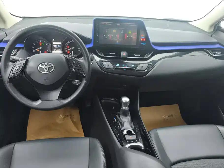 Toyota C-HR — миниатюра 12
