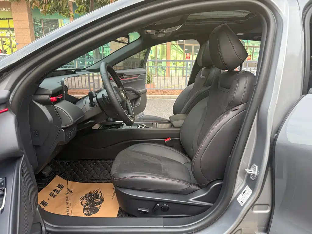 Ford Mondeo — миниатюра 15