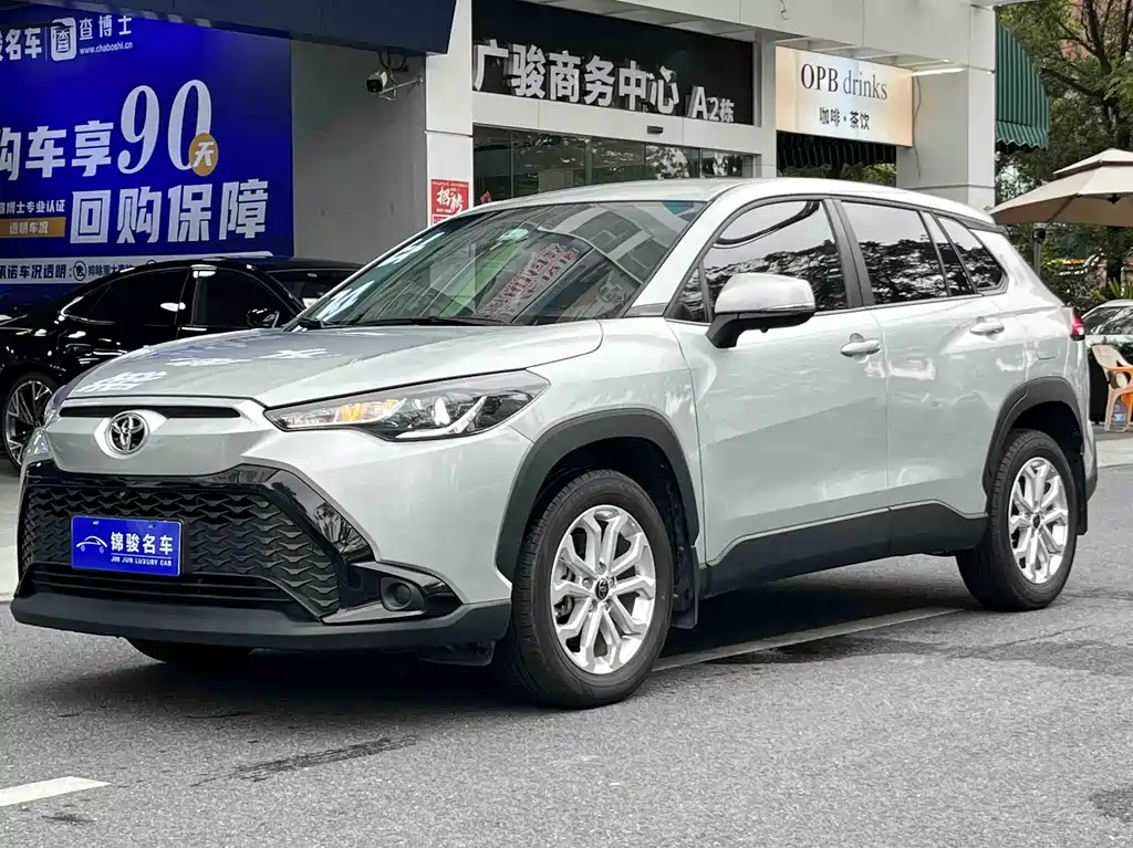Toyota Frontlander 2023