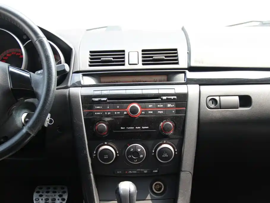 Mazda 3 — миниатюра 16