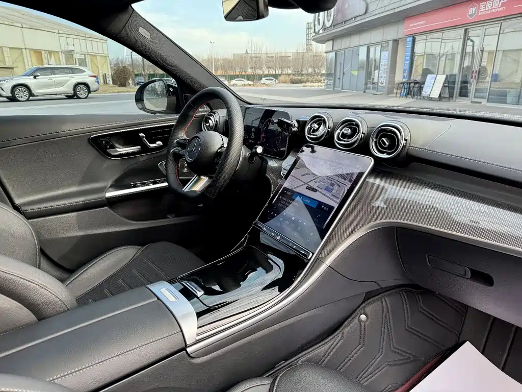 MERCEDES-BENZ C CLASS