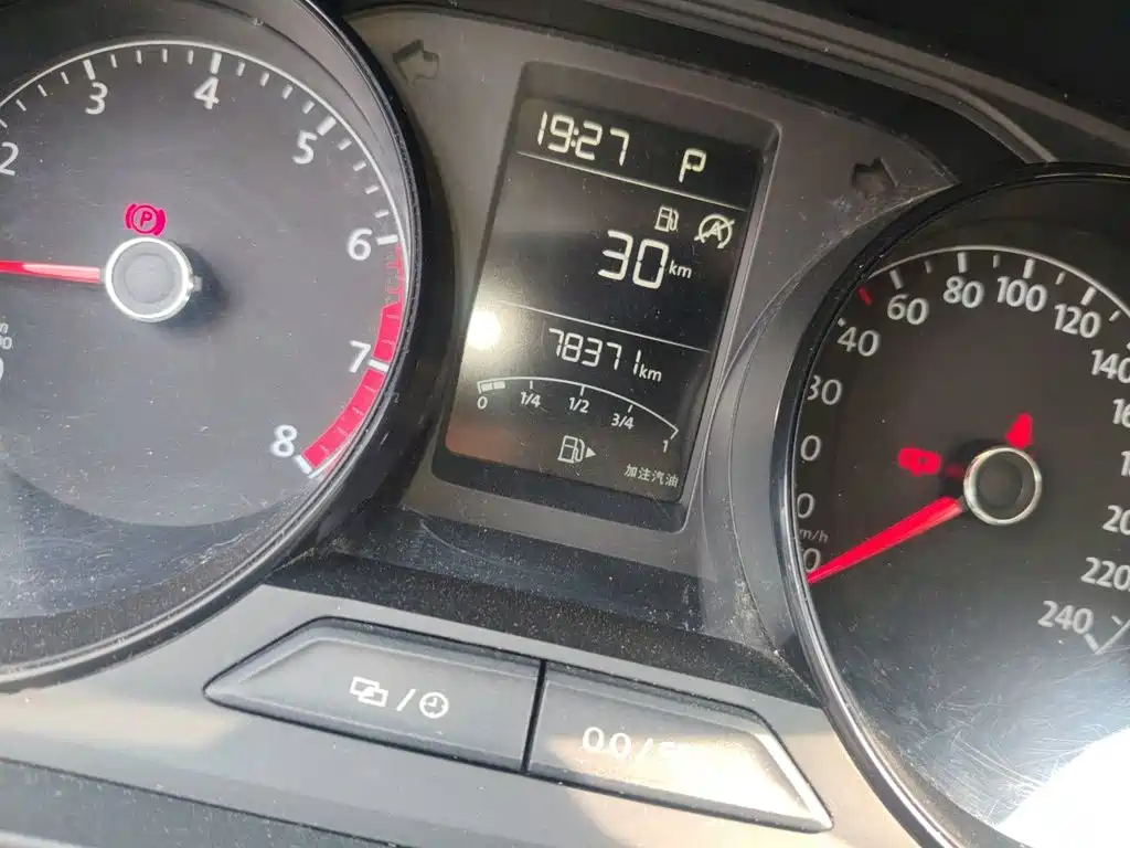 Volkswagen Lavida — миниатюра 5