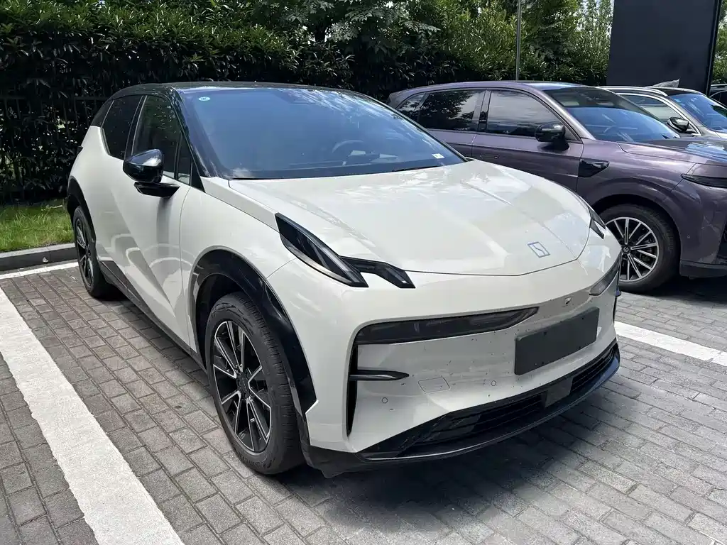 Zeekr X 2025 мест