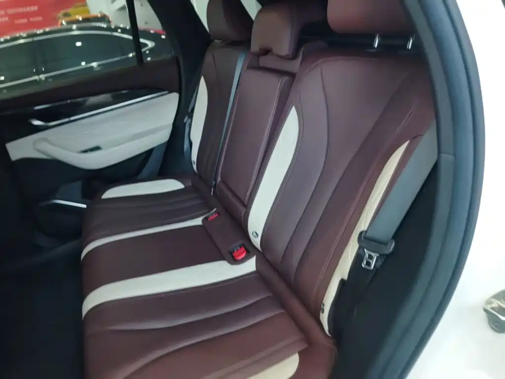Geely Xingyue L — миниатюра 17