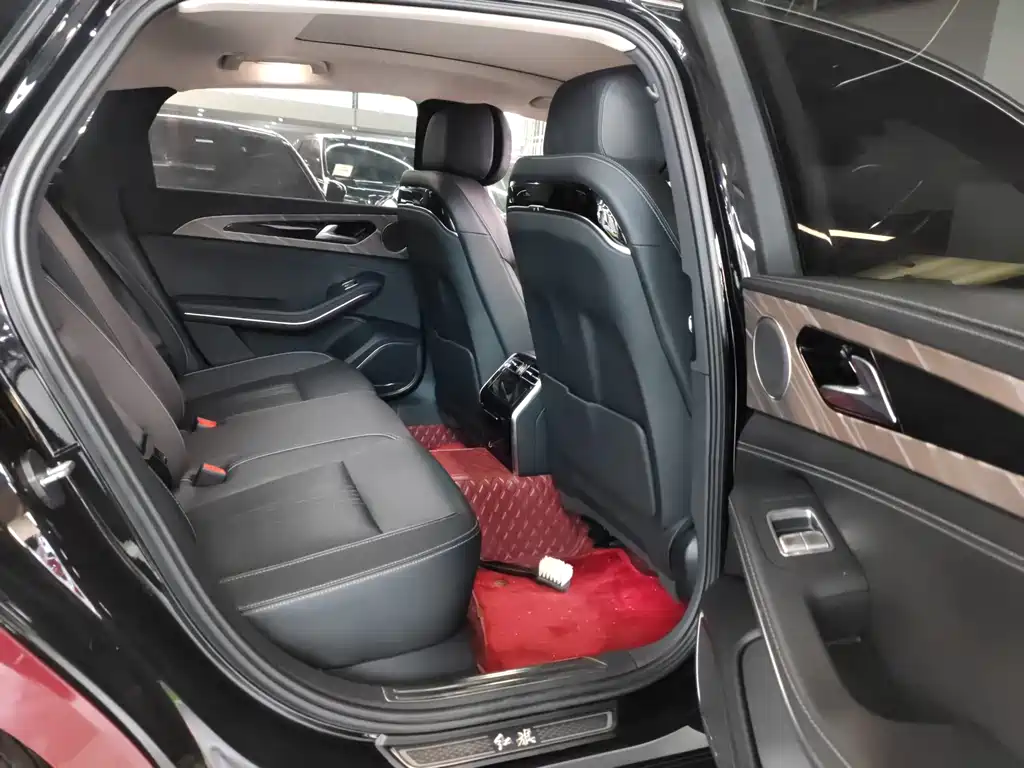 Hongqi H9 2020 2.0T