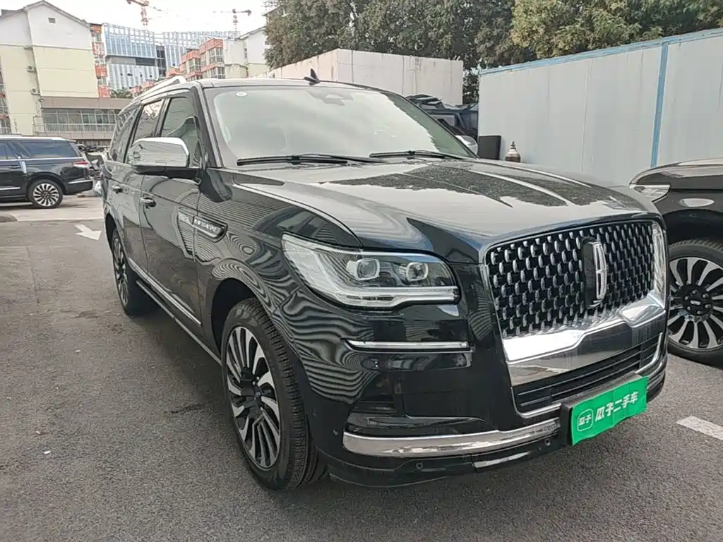 Lincoln Navigator — миниатюра 4