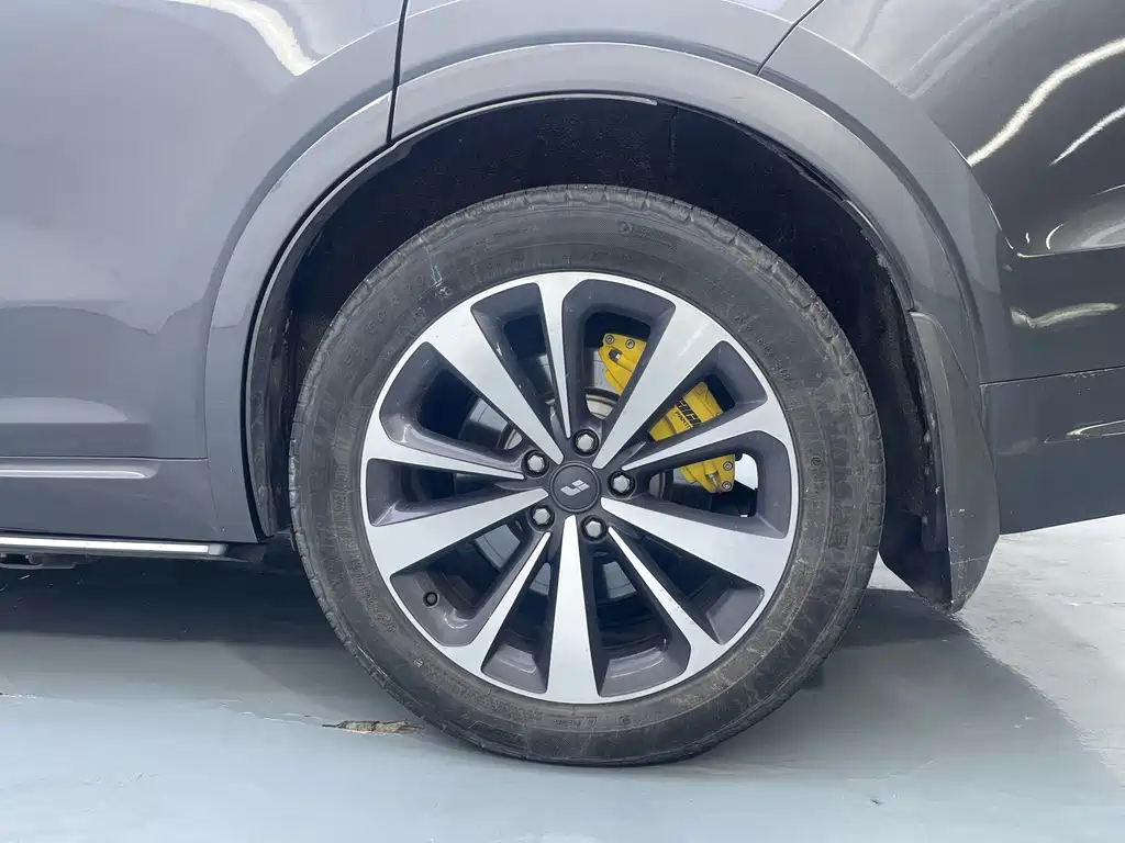 Li Auto Li ONE — миниатюра 13