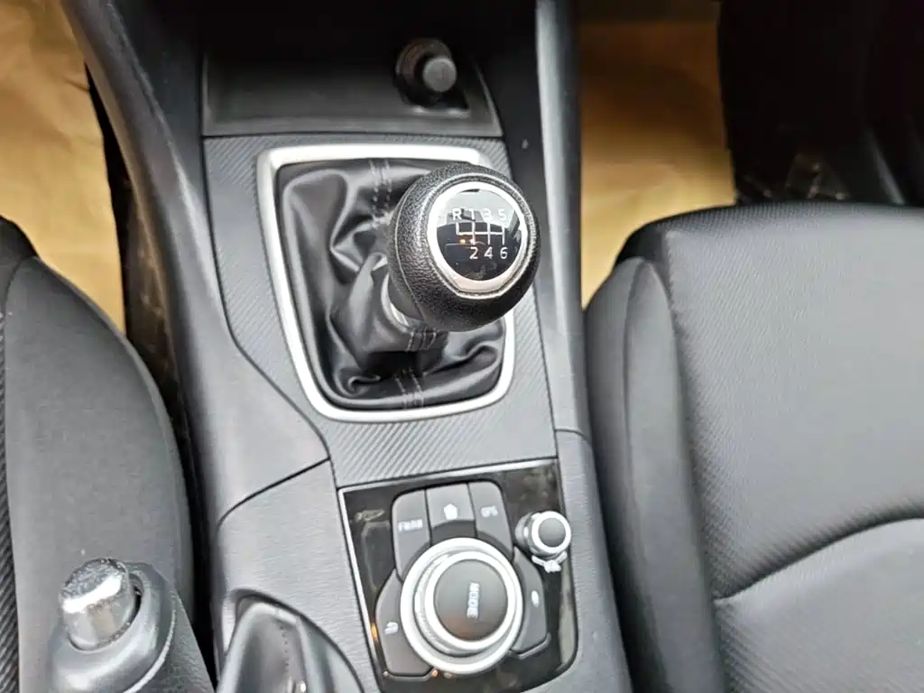 Mazda 3 Axela — миниатюра 14