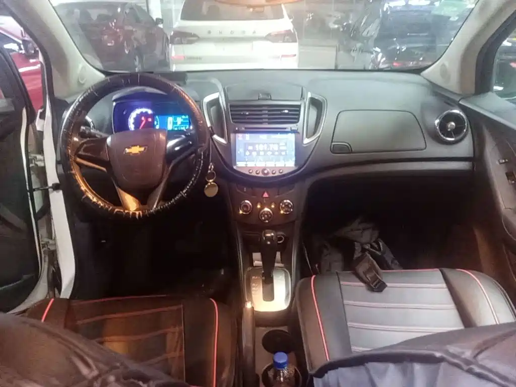 Chevrolet Trax — миниатюра 10
