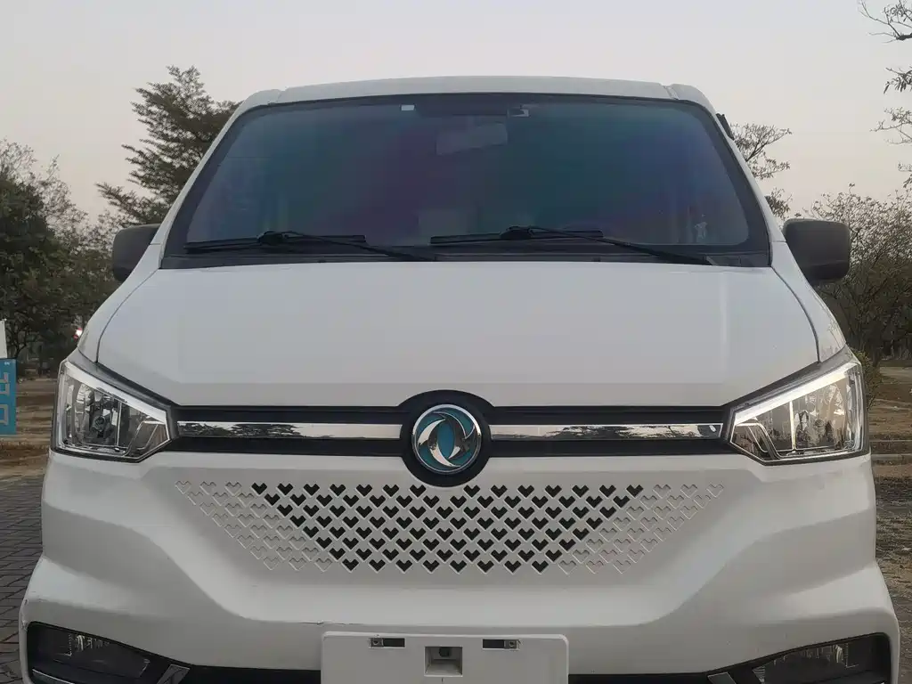 DONGFENG YUFENG EM26