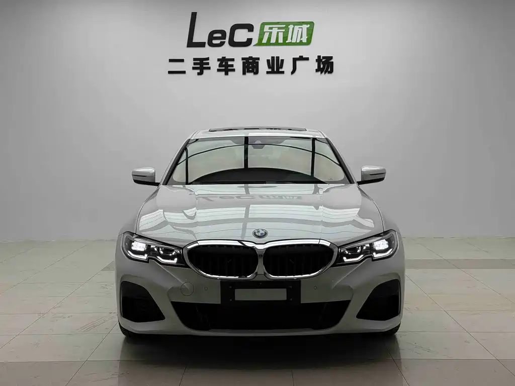 BMW 3 Series — миниатюра 2