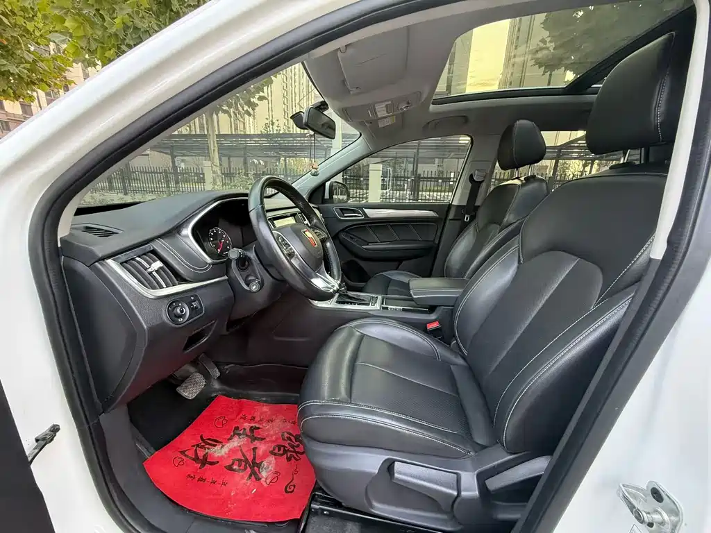 Roewe RX5 — миниатюра 4