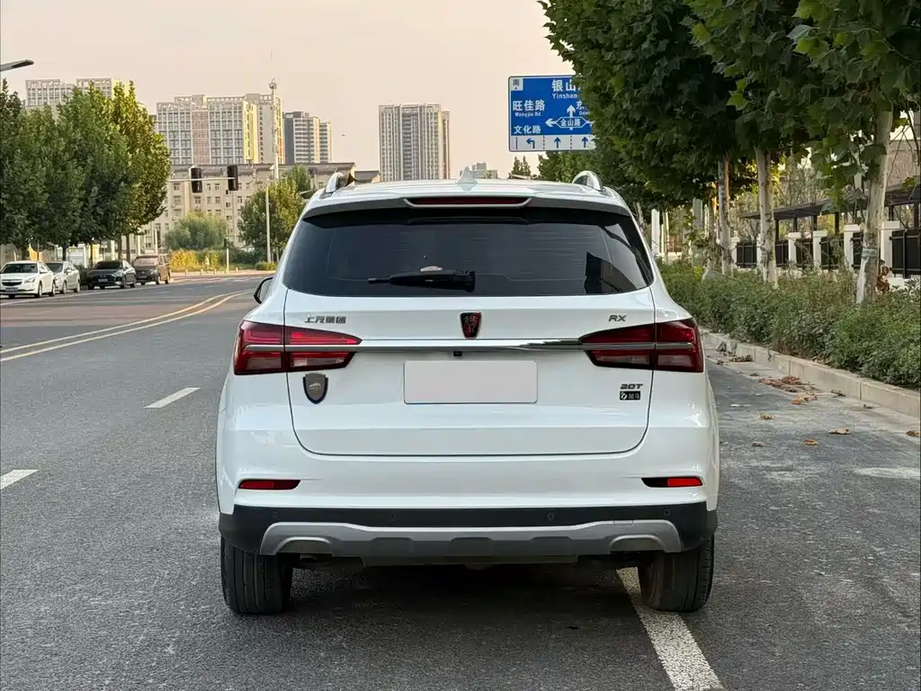 Roewe RX5 — миниатюра 8