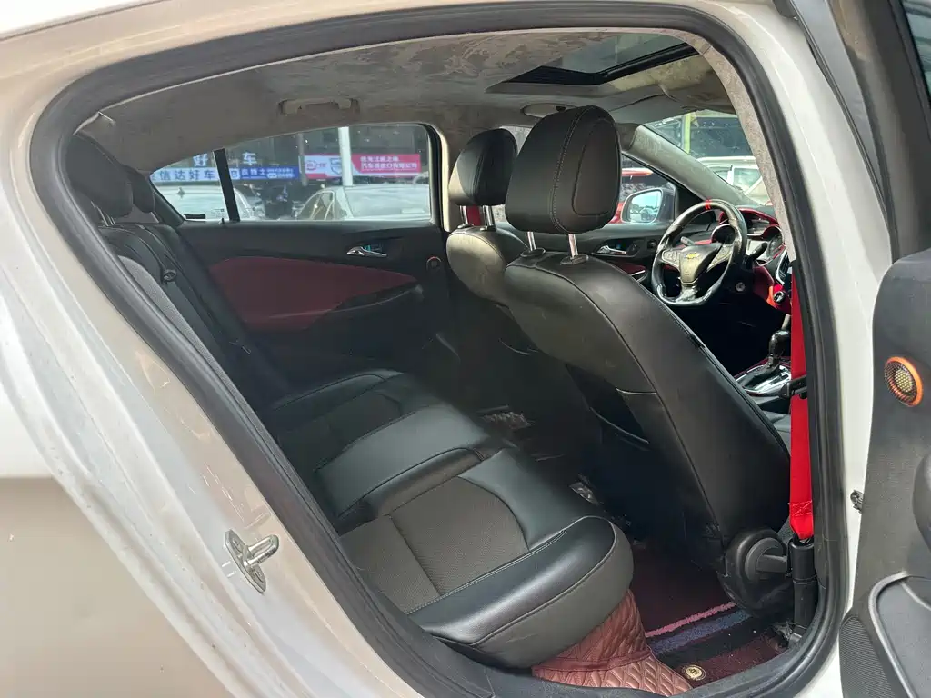 Chevrolet Cruze — миниатюра 7
