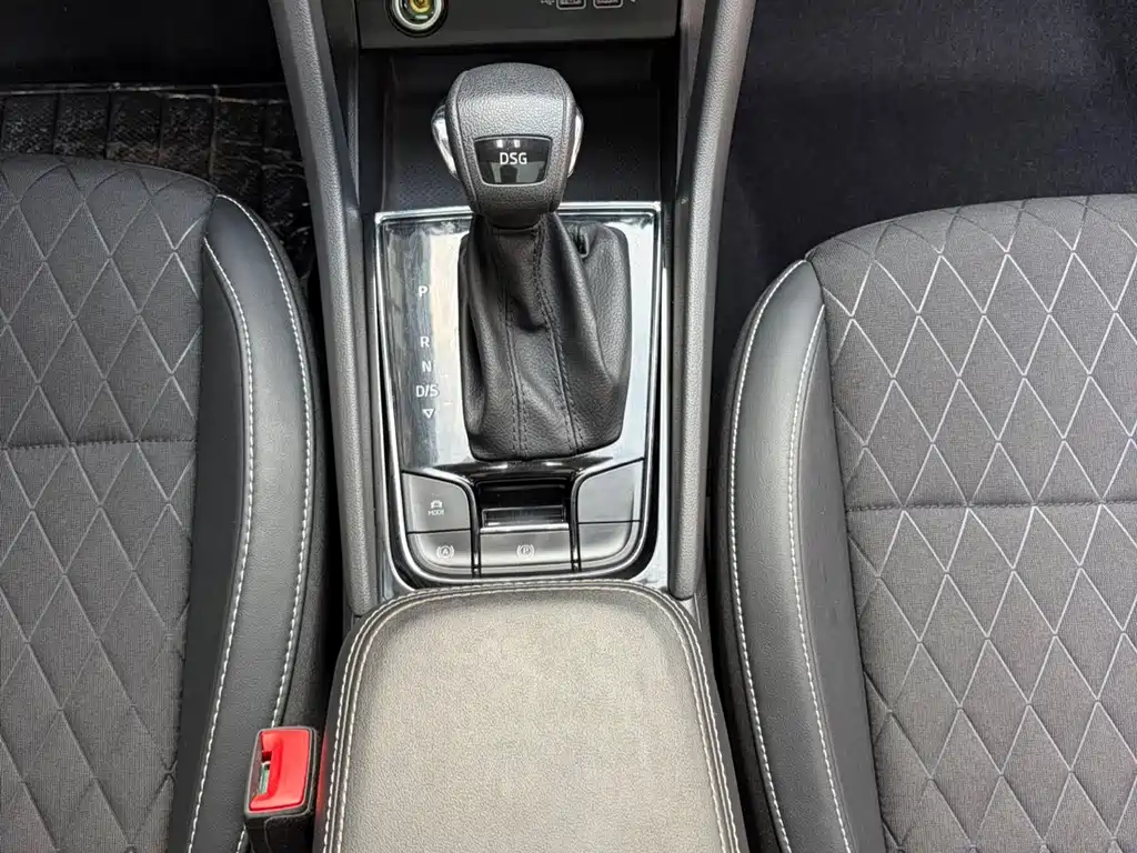 Skoda Karoq — миниатюра 11
