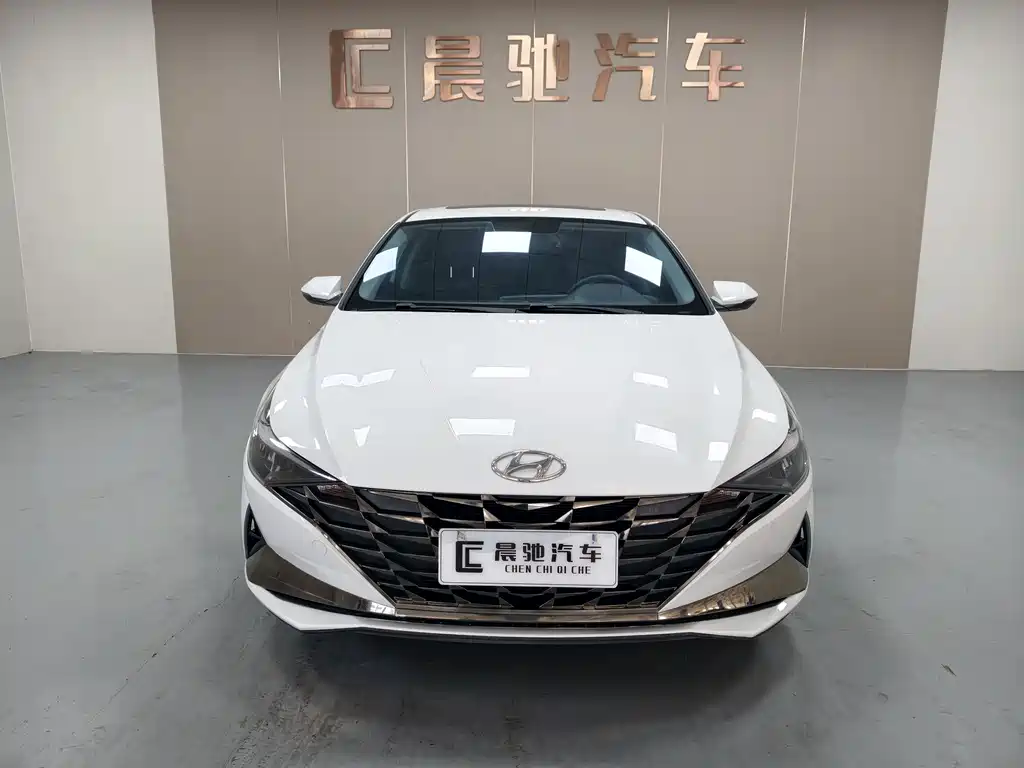 Hyundai Elantra — миниатюра 2