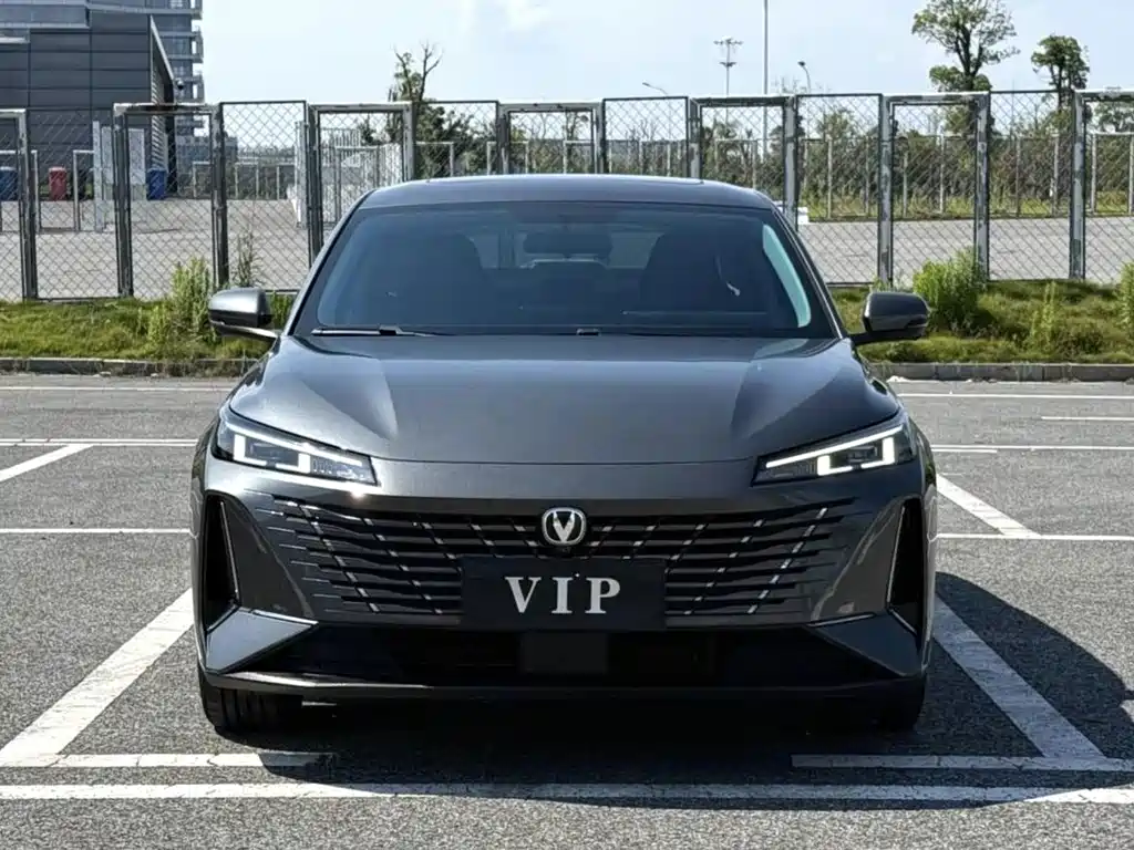 Changan Eado — миниатюра 2