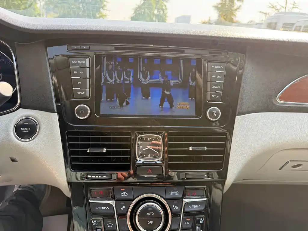 Hongqi Hongqi H7 — миниатюра 28