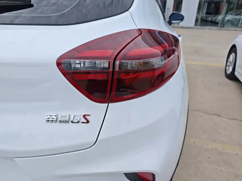 Geely Emgrand GS — миниатюра 8